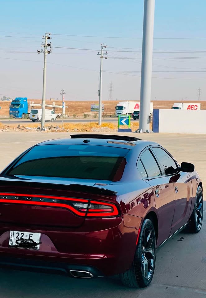 دۆج چارجەر 2017